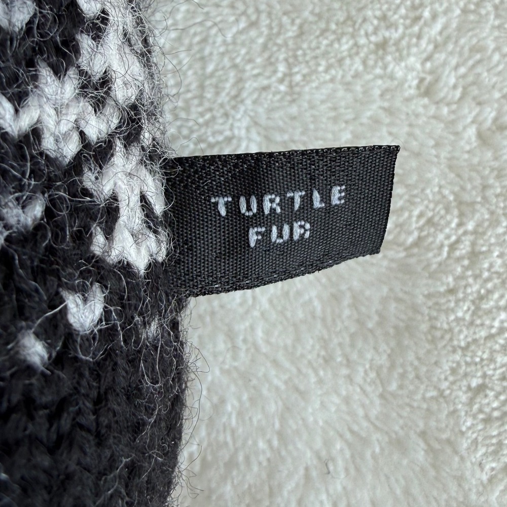Turtle Fur‎ Beanie Hat with Tassle Gray Black Wool Yarn Fleece Lining Gorpe - Picture 5 of 10